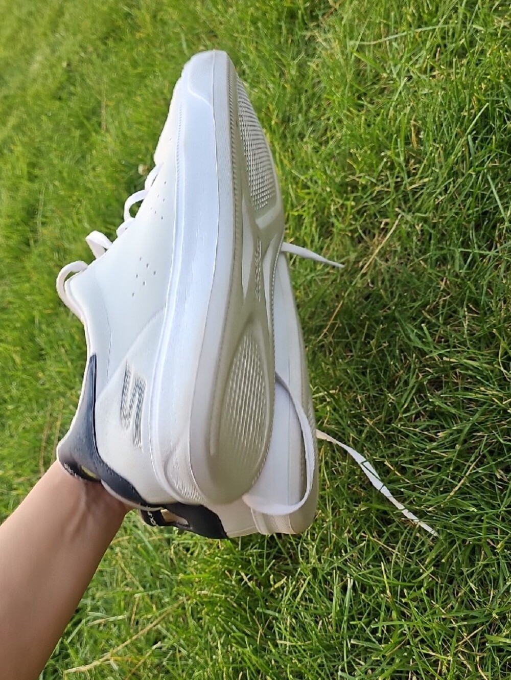 Skechers On The Go Men's Quick Fit White & Navy Low-Top Leather Sneakers - Picture 12 of 13